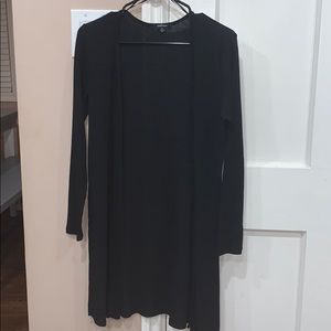 I’m selling a black cardigan